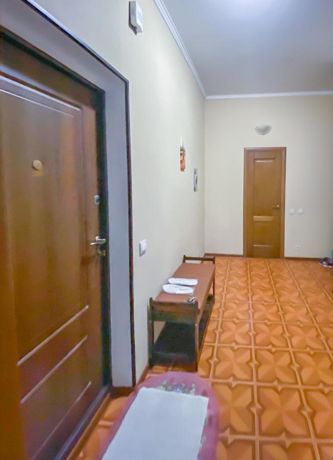 Rent Kiev Apartment 2 Min Metro Chernihivska מראה חיצוני תמונה